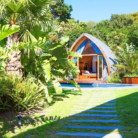 Cube Guest House Хаут Бей Екстериор снимка